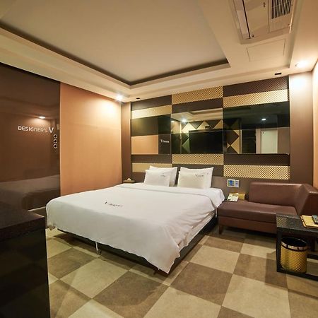 Busan Premium V Hotel Esterno foto