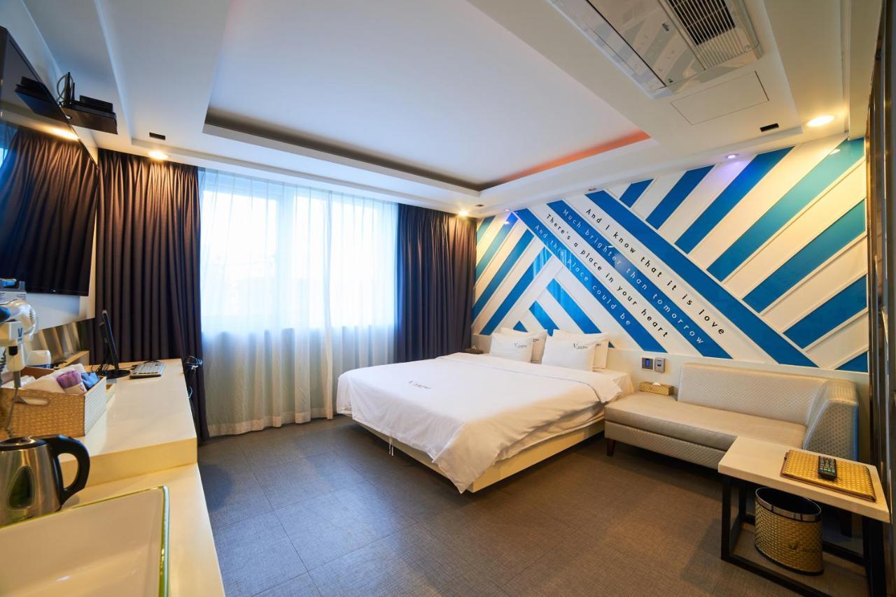 Busan Premium V Hotel Esterno foto