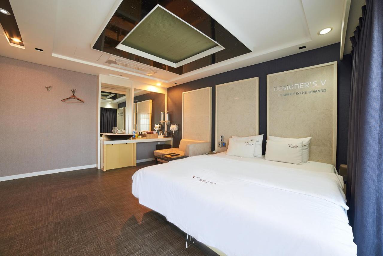 Busan Premium V Hotel Esterno foto