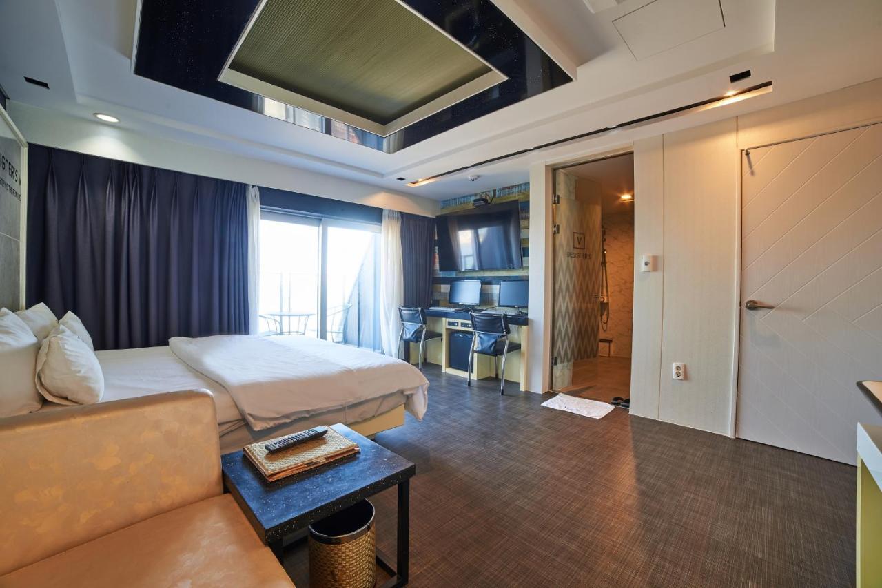 Busan Premium V Hotel Esterno foto