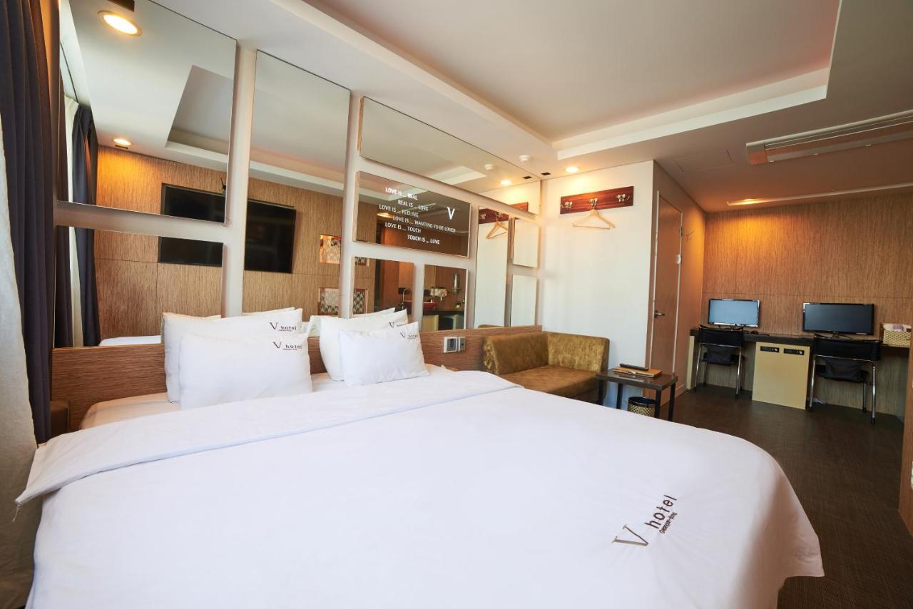 Busan Premium V Hotel Esterno foto