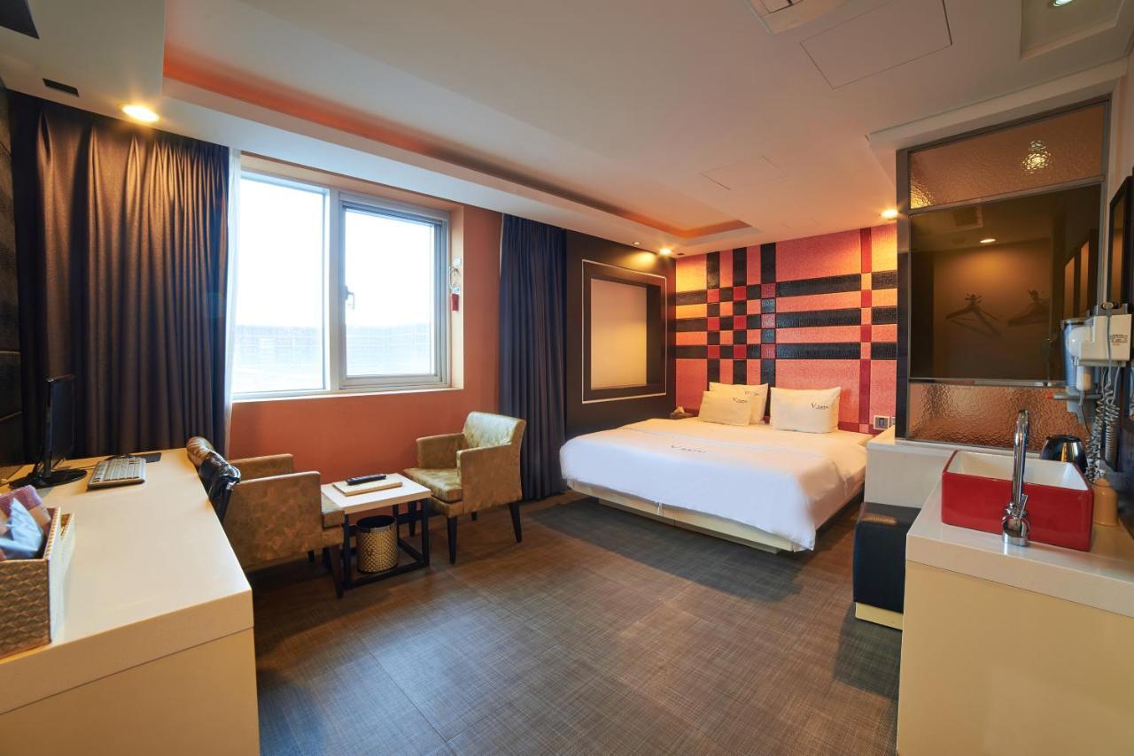 Busan Premium V Hotel Esterno foto