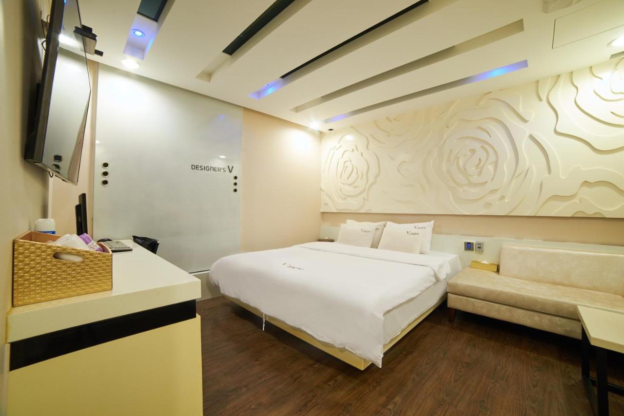 Busan Premium V Hotel Esterno foto