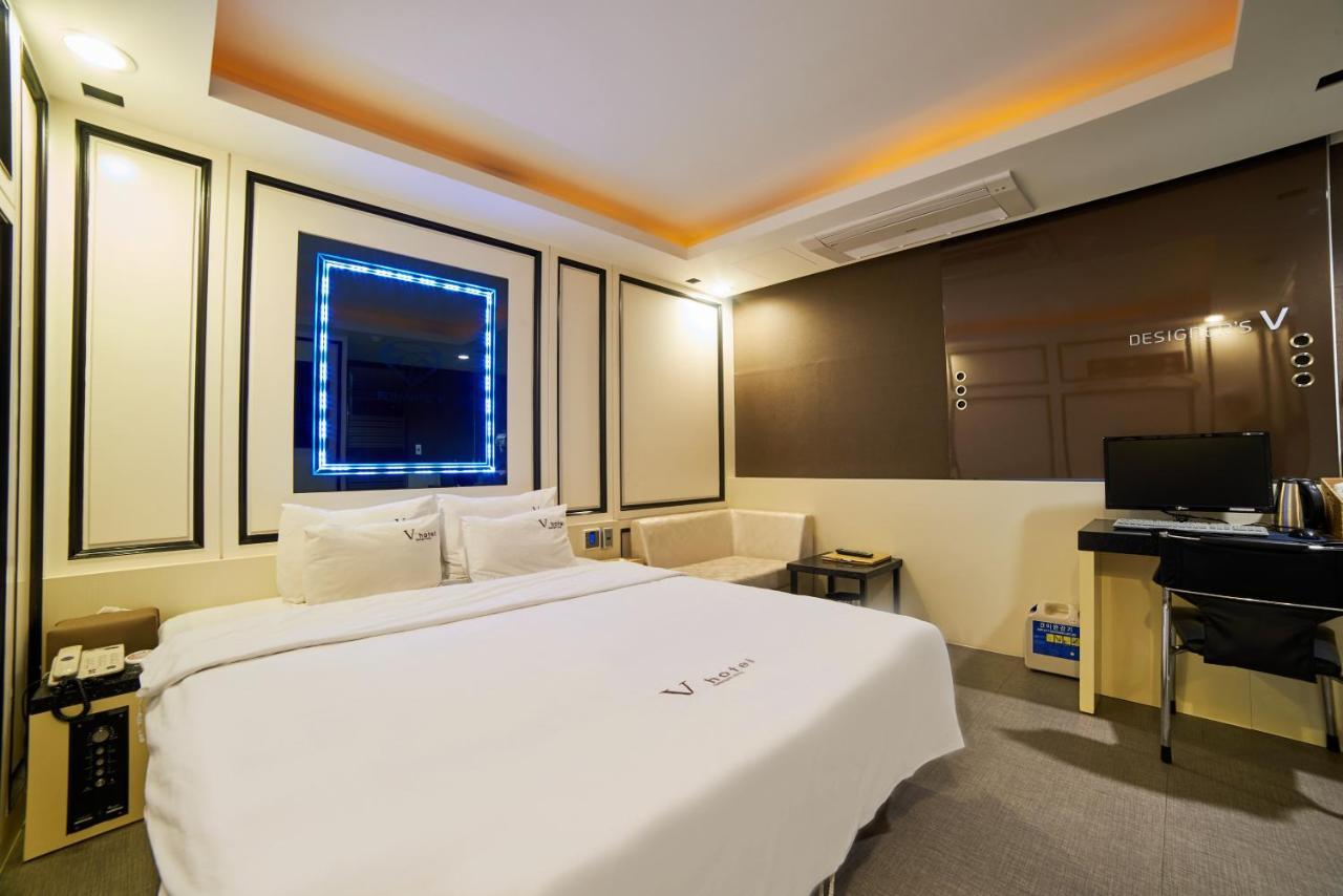 Busan Premium V Hotel Esterno foto