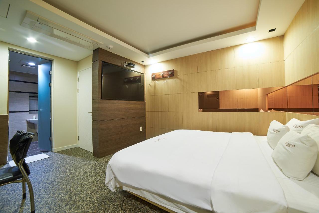 Busan Premium V Hotel Esterno foto