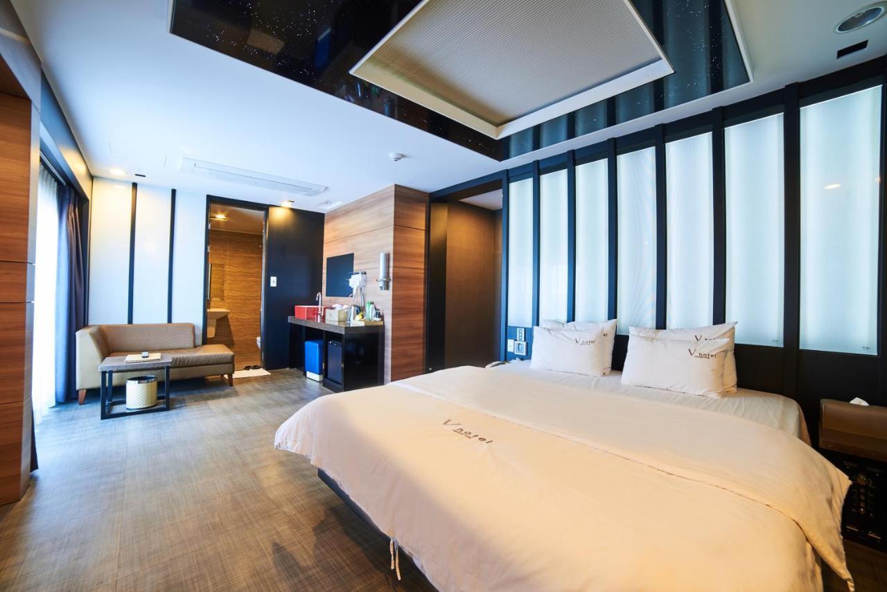 Busan Premium V Hotel Esterno foto