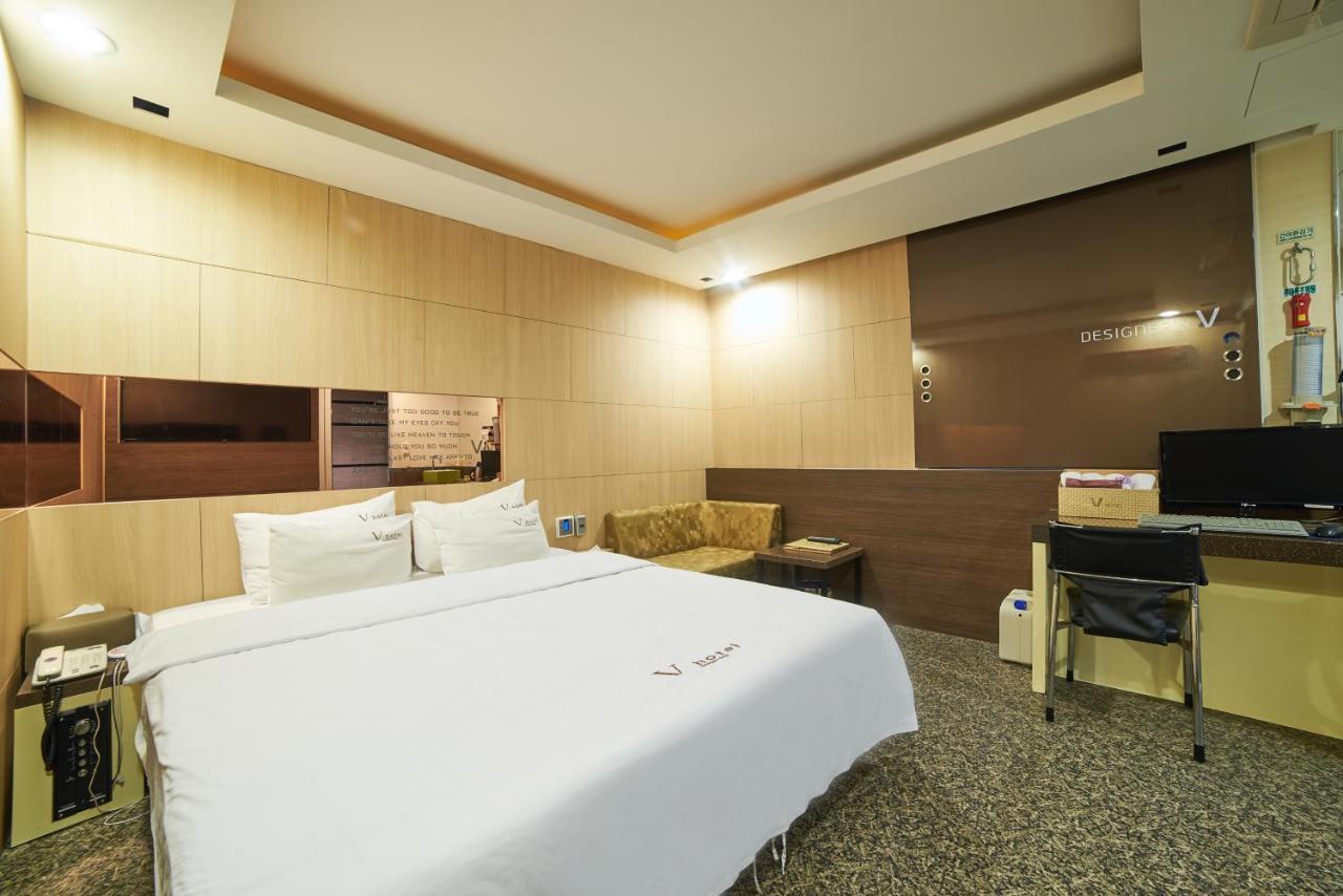 Busan Premium V Hotel Esterno foto