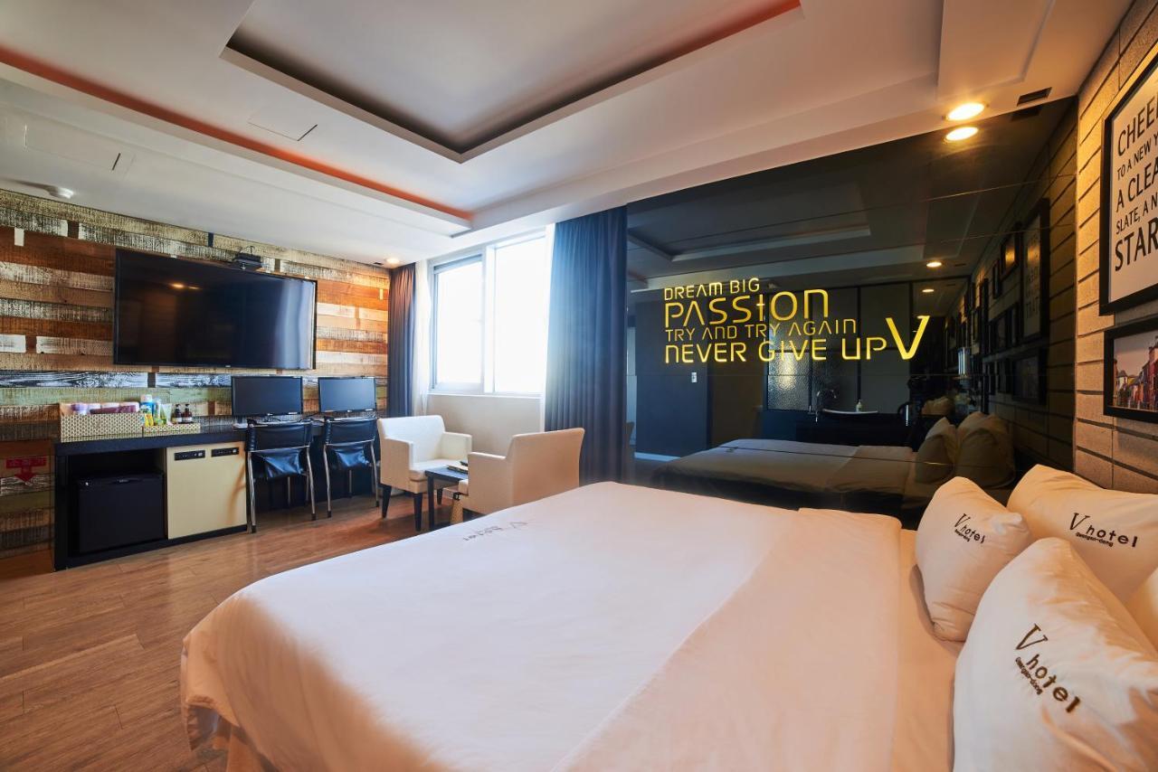 Busan Premium V Hotel Esterno foto